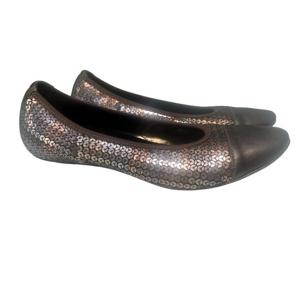 Donald J Pliner Couture Bronzed Sequin Ballet Flats 6 - Picture 1 of 6